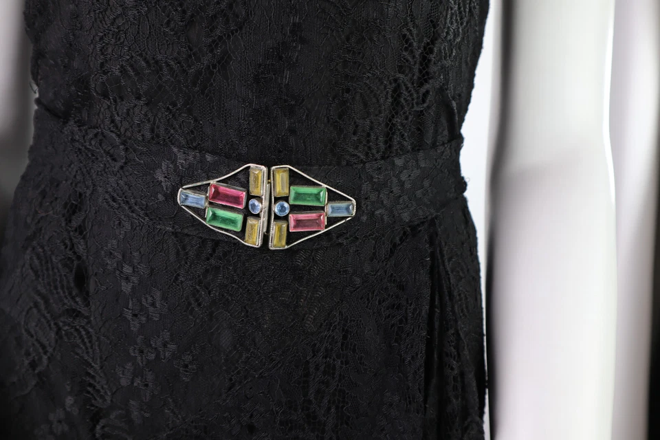 Vtg 30s 40s USA Women’s S M Black Lace Tiered Slip Maxi Gown Dress Deco Clip - Image 2 of 4