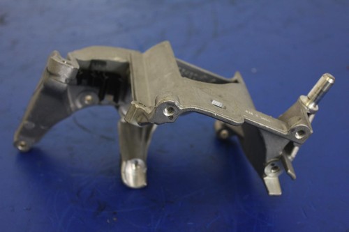 Peugeot Halter für Kraftstoffpumpe 9678325480