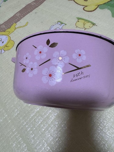 Le Creuset Cocotte Ronde SAKURA 25th Anniversary Japan Limited Pink Used - Picture 5 of 19