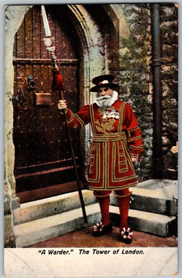 A Yeoman Warder Tower of London Beefeater E Gordon Smith UK Unposted Postcard