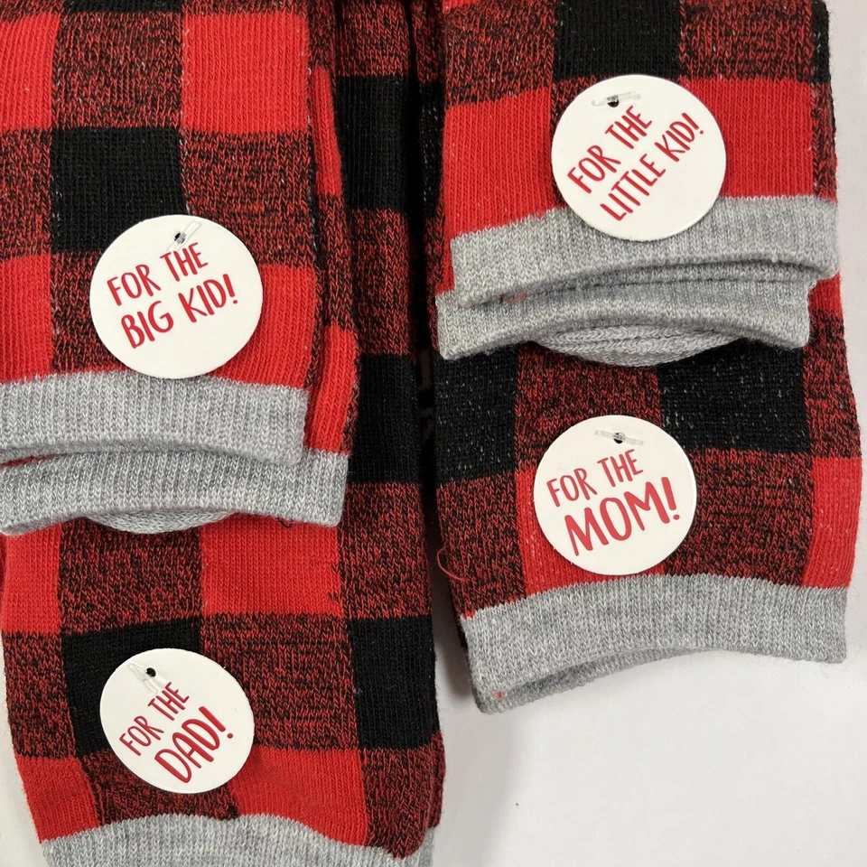 Juego de 4 pares de calcetines a juego Holiday Family Christmas Bear Family rojo negro a cuadros Foto 4 de 4