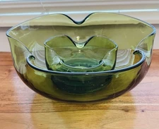 Vintage 1970's Anchor Hocking Folded Edge Chip and Dip Set Retro Green Bowls