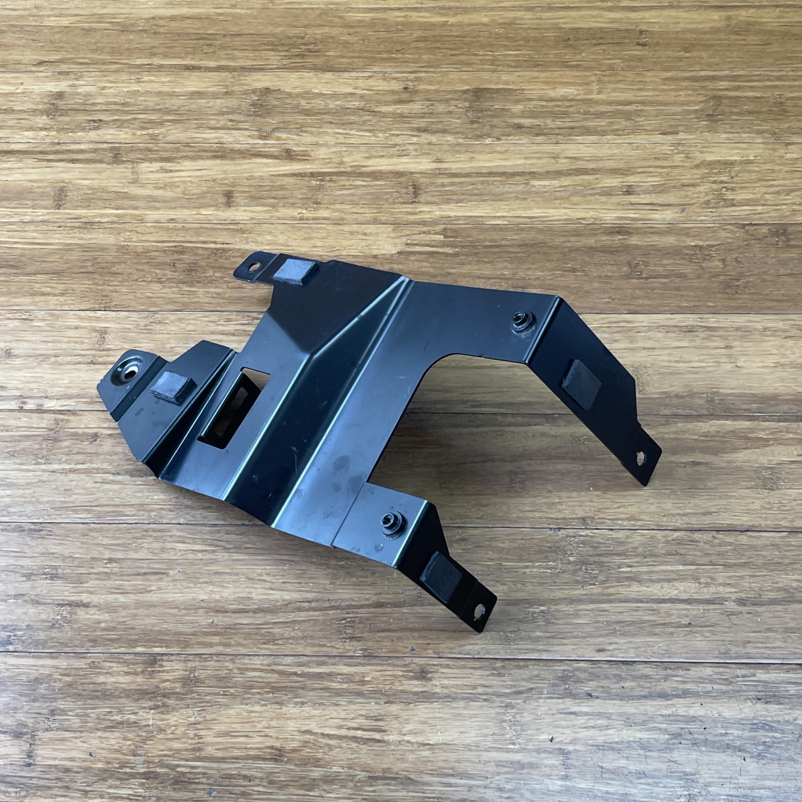 2017-2023 Rolls Royce Dawn RR6 Support Bracket Mount 41007376303 Genuine OEM