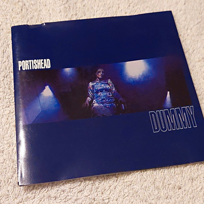 Portishead Dummy Album CD Electronic 1994 Jewelcase Go! Discs 828 553-2