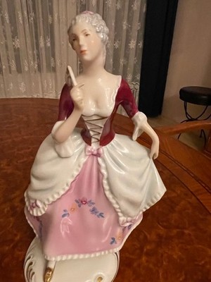 Porzellanfigur Royal Dux Bohemia