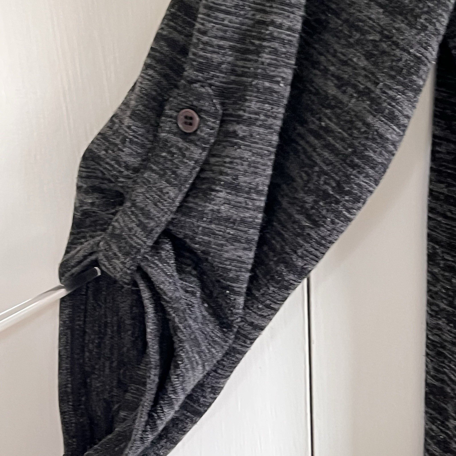 Notations 3/4 Roll-Tab Sleeve Top Black/Grey Heathered Petite XL