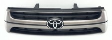 2000-2002 Toyota 4runner Oem Gray Front Upper Grille Grill Emblem