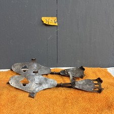 I Pair of Antique 11-1/2 10-1/2 Winslows National Club Ice Skates