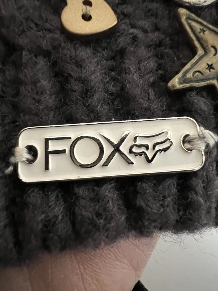 Gorro de punto gris zorro Foto 2 de 4