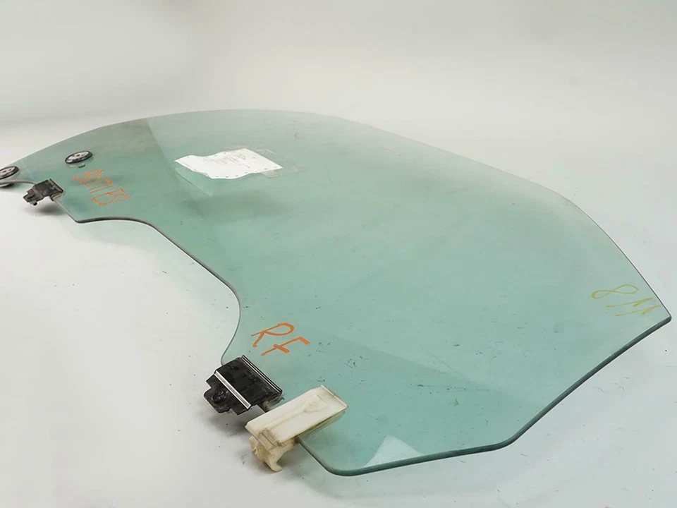 2001 - 2006 Chrysler Sebring Convertible Glass Window Door Right Passenger - Image 4 of 4