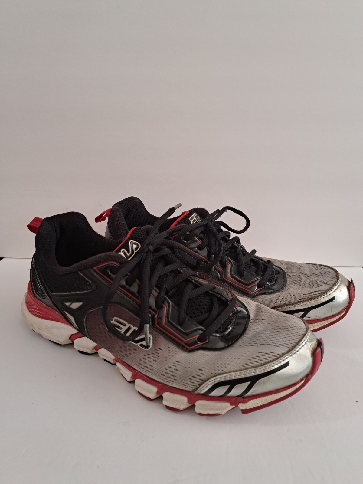 SAOLA Scarpe da corsa Fila uomo Energized 1SR20689 005 rosse sneakers taglia 9 5