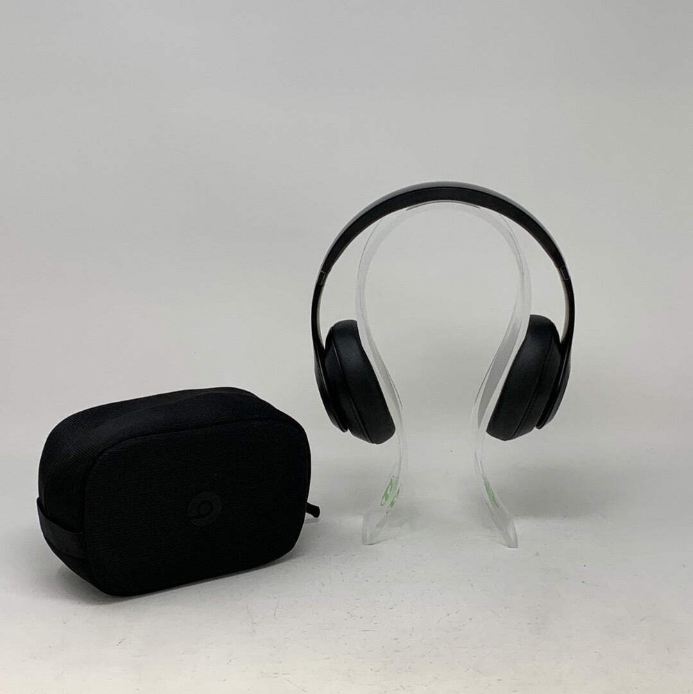 READ Beats Studio Pro Wireless Over-Ear Bluetooth Headphones Black A2924