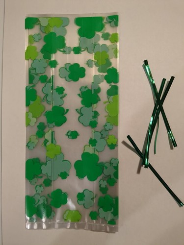 St. Patrick's Day cello bags with twist ties pack of 8 free shipping - Picture 4 of 13
