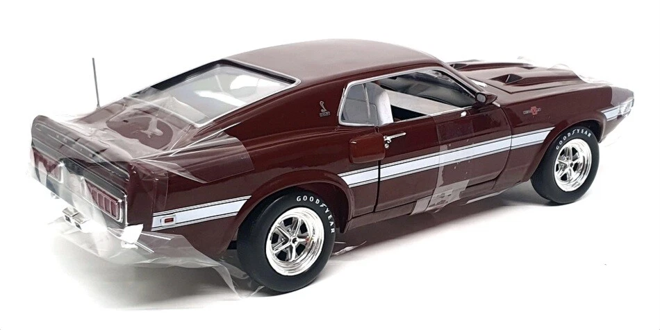 Autoworld 1/18 Scale AMM1290/06 - 1969 Shelby GT-500 - Maroon - Image 2 of 4