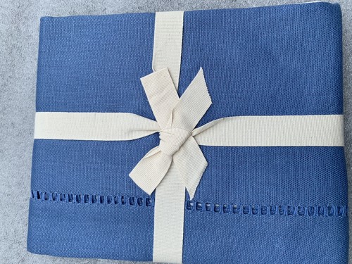 NWT Williams-Sonoma Hemstitched Hemp Table Runner Blue 16x90 - Picture 5 of 5