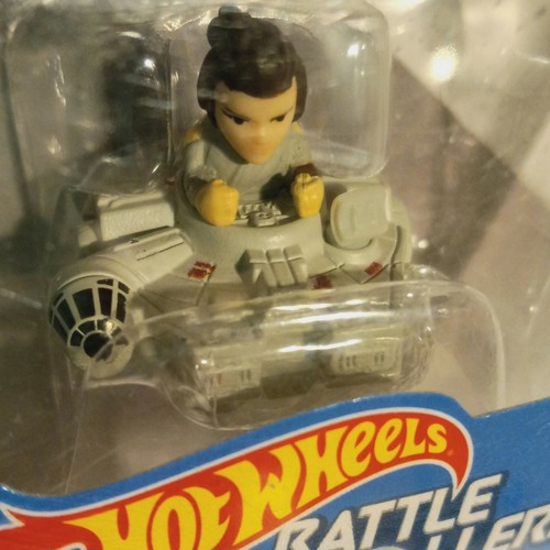 Disney Star Wars Battle Rollers. Rey Millennium Falcon. Mattel Hot Wheels - Bild 3 von 4