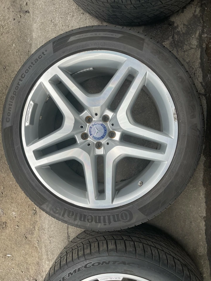 Llantas Mercedes-Benz Clase GL X166 2013-2019 con neumáticos estilo AMG OEM Foto 3 de 4