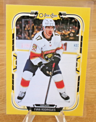 2025-26 O-Pee-Chee Yellow Border - Evan Rodrigues - Florida Panthers #112