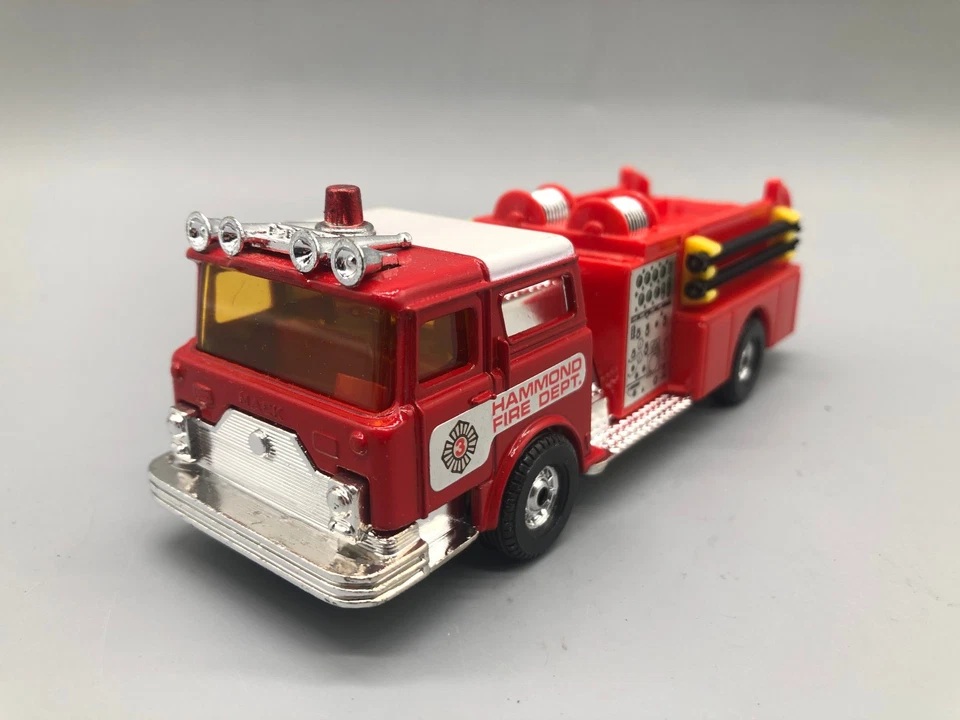 Feuerwehr Modell 1:50 Corgi Mack Feuerwehrauto Fire Pumper mit OVP - Bild 2 von 4