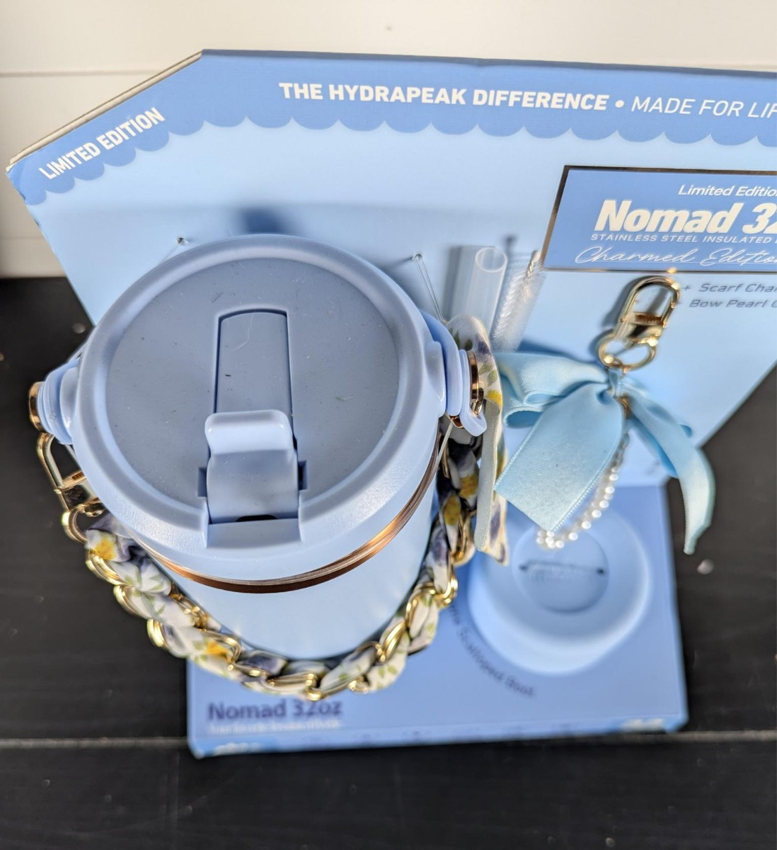 Hydrapeak Nomad 32oz Limited Charmed Edition Water Bottle Serenity