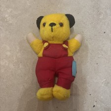 VINTAGE 2000 GOLDEN BEAR SOOTY BEAN TOY 6” Approx Has Been Played With