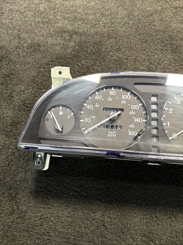 Cuadro de instrumentos velocímetro Infiniti Q45 1997 139 k OEM Foto 2 de 4