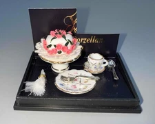 MINIATURE DOLLHOUSE 1:12 SCALE REUTTER GOLD CROSSHATCH TEA-TIME SET - 1.664/8