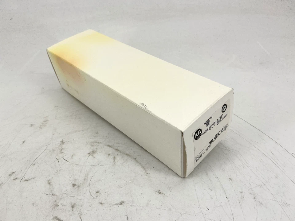 Nuevo interruptor de palanca Allen Bradley 800T-T2F1 Ser T 2 vías izquierda/derecha tipo 4 y 13 Foto 2 de 4