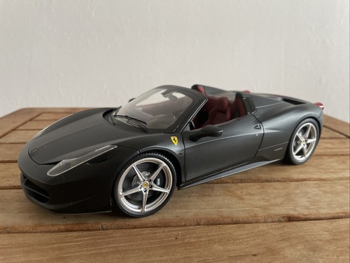 Hot Wheels Elite Ferrari 458 Spider Nero Opaco/Black con scatola originale 1:18
