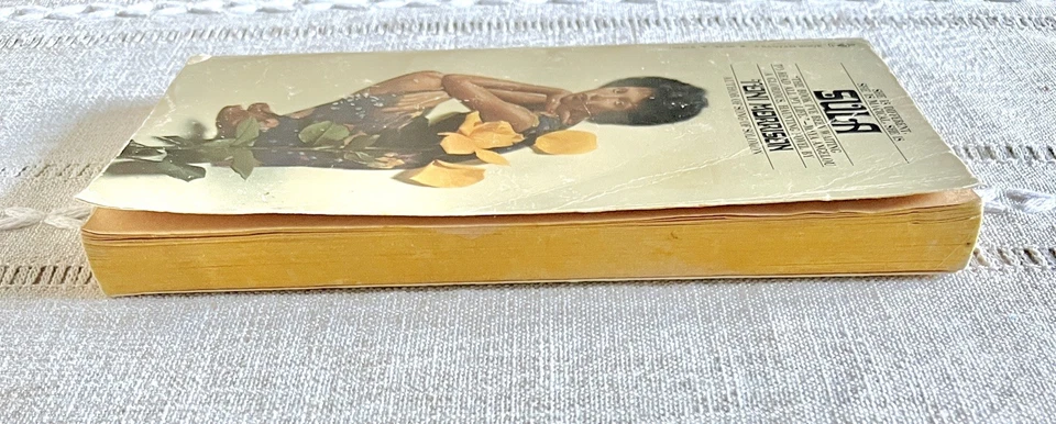 RARE VTG SULA Toni Morrison 1st Edition 6th Print Bantam Paperback Edition 1981 - image 4 of 4