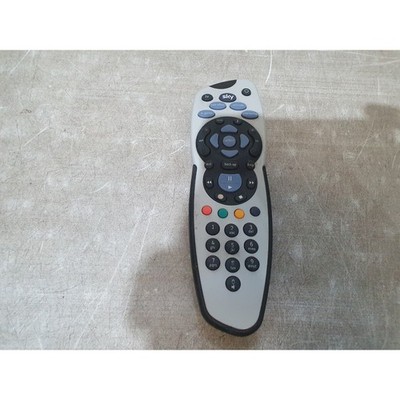 Sky URC1650-03 R00 Fernbedienung grau schwarz kabellos für Sky Plus HD TV Box