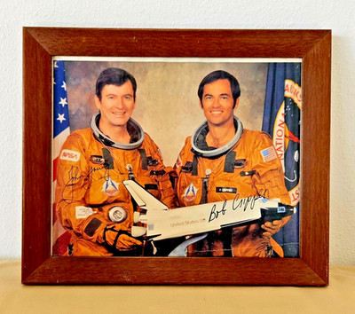 NASA Shuttle Columbia STS-1 Crew Young Crippen Autopen Signature Lithograph 8x10