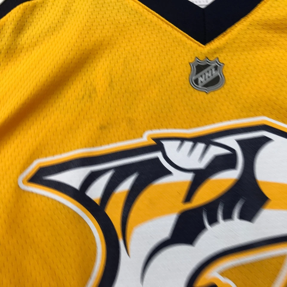 Camiseta deportiva de los Nashville Predators para niños XL amarilla Filip Forsberg Liga de hockey juvenil Foto 4 de 4