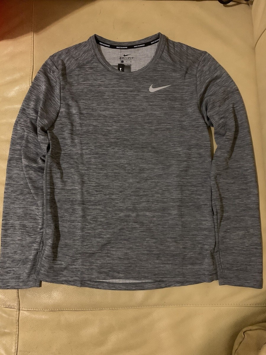 nike pacer top crew