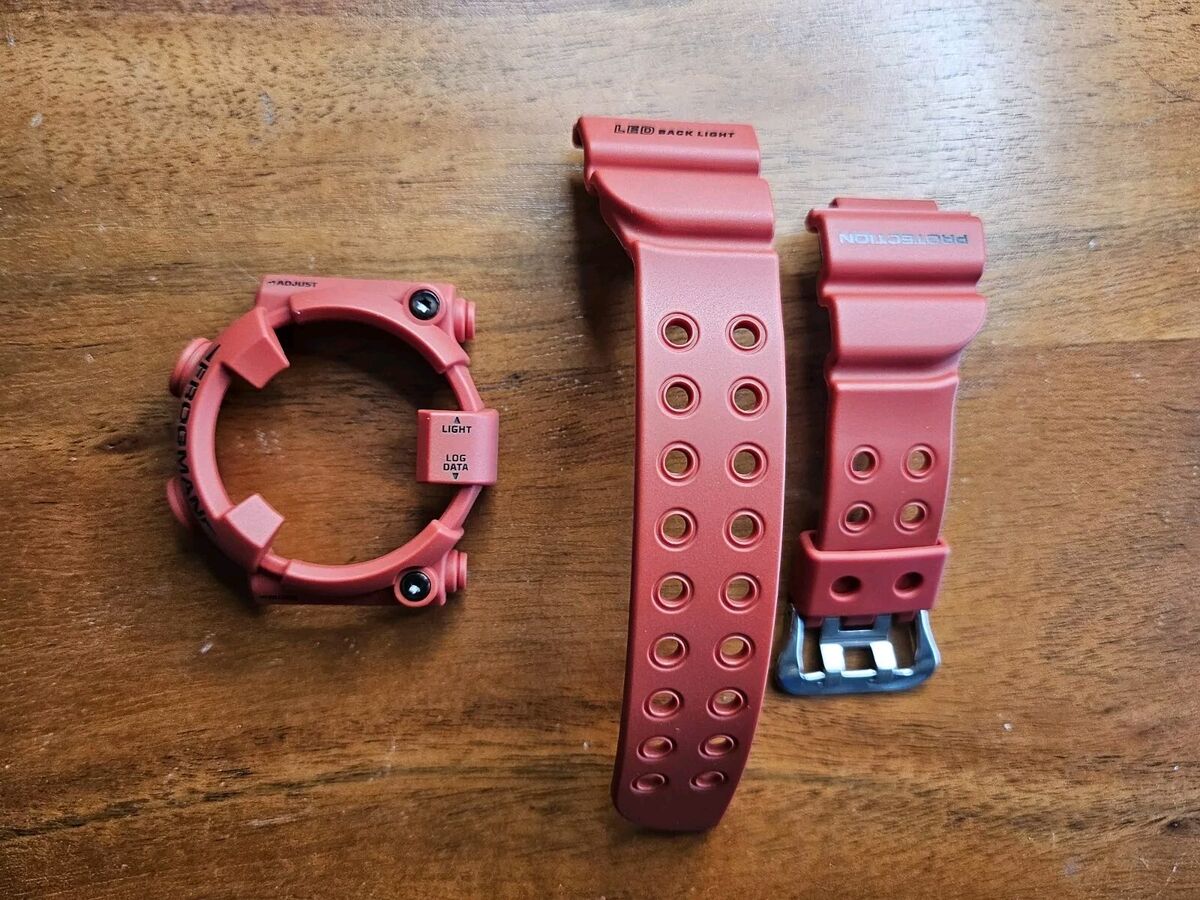 Casio G-Shock Frogman GW-8230 Red Bezel/Band Set Brand New Casio G-Shock Frogman GW-8230 Red Bezel/Band Set Brand New