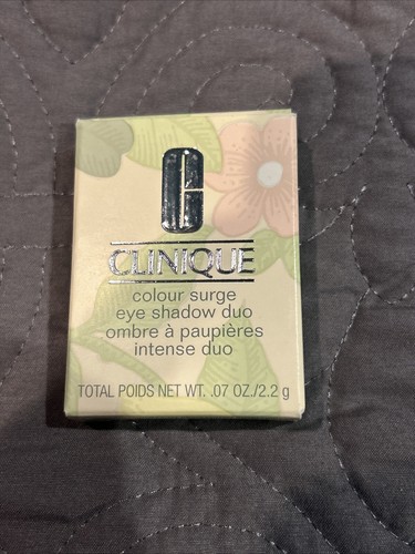 CLINIQUE Colour Surge Eye Shadow Duo 106 LILAC TRUFFLE .07 oz / 2.2g Color NEW - Picture 5 of 8