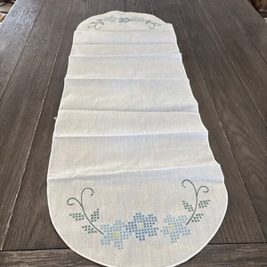 chinese dress ladies Swedish Folklore Midsummer Runner Dresser Scarf 1950s Linen 28 Inches   Antiques And Teacups