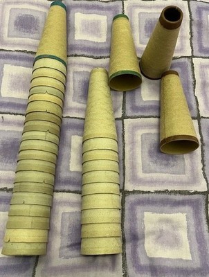 34 LEERE PAPPZAPFEN. Stricken, Engel, Bäume, Schneemänner, Schulen, Basteln
