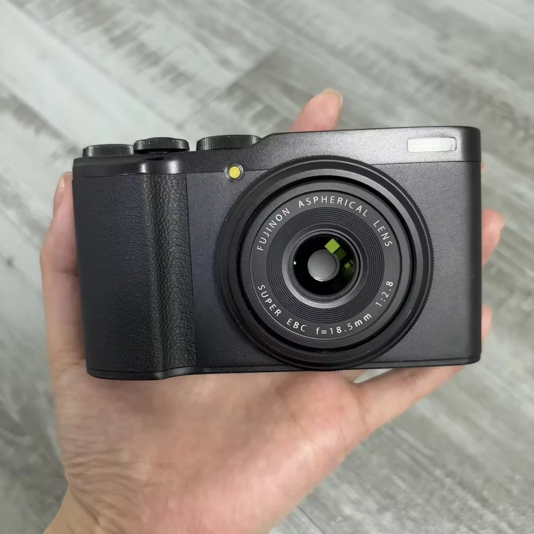 Preços baixos em Câmeras digitais Fujifilm XF10 | eBay
