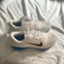 Nike Men s White/Blue Low Top Lace-Up Athleti...