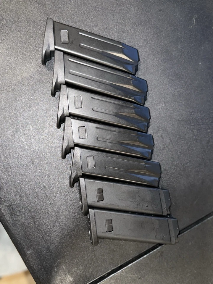 HK USP40C .40 S&W 10 Round Magazine Factory Original H&K USP 40 Compact Lot Of 7 - Image 2 of 2