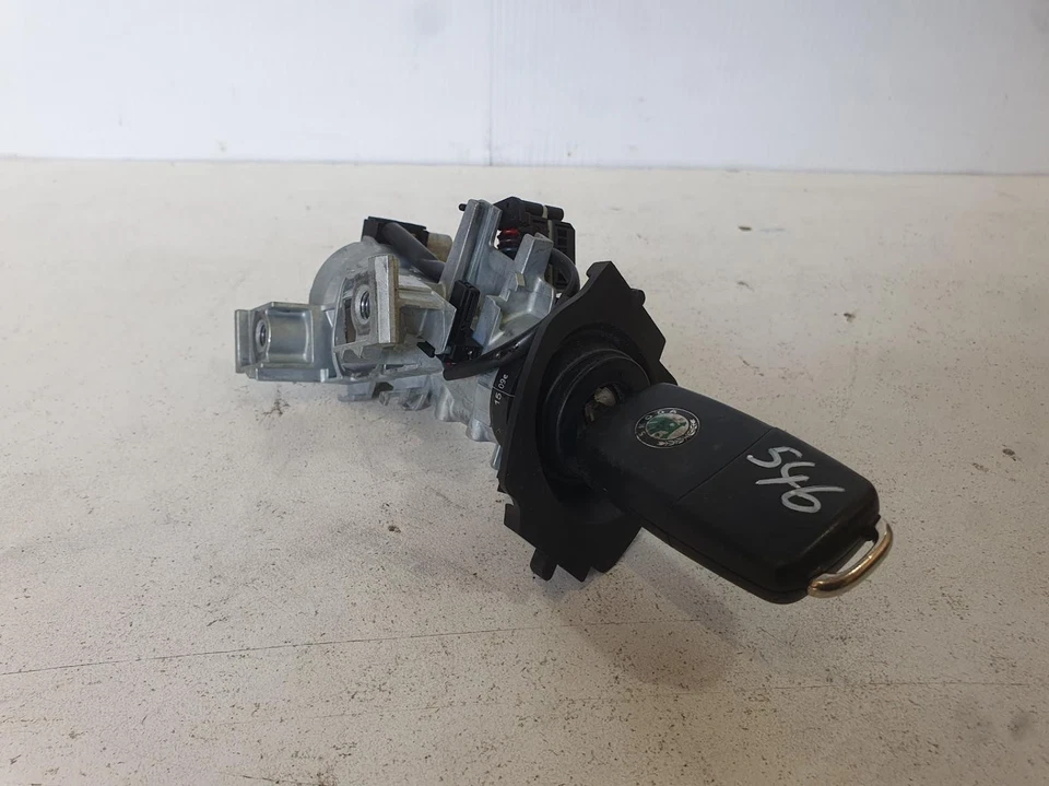 SKODA SUPERB IGNITION W/ KEY 3T 1K0905851B, 03/09-12/15  - Image 4 of 4