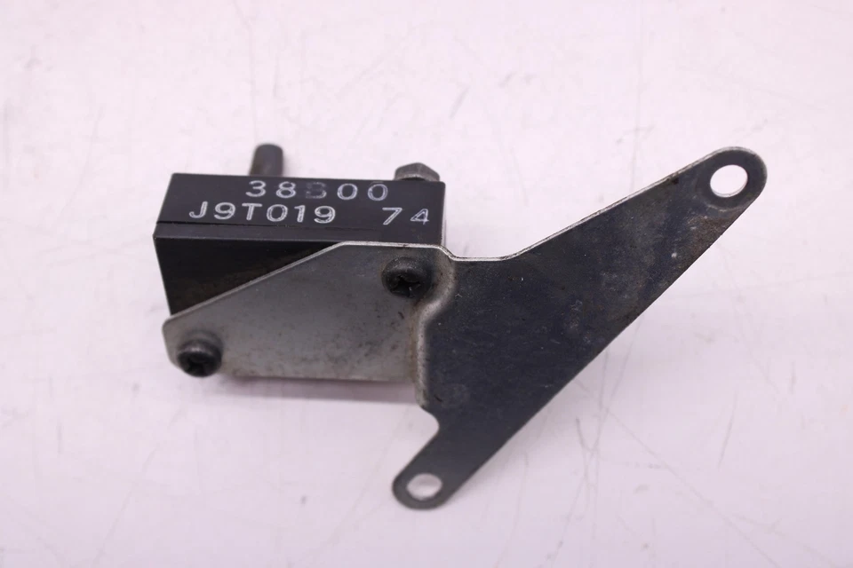 01-04 SENSOR DE PRESIÓN DE FLUJO DE AIRE SUZUKI INTRUDER 1400 VS1400GLP OEM Foto 3 de 3