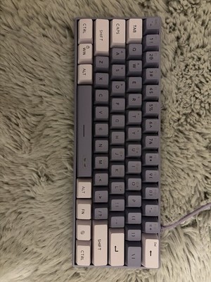 MageGee 60% Kabelgebundene Tastatur, RGB Hintergrundbeleuchtung