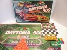 NASCAR DAYTONA 500 RACE GAME Board Game 1990 Milton Bradley