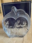 Arribas Brothers Disney Snow White And Prince Crystal Paper Weight With Box — photo 1