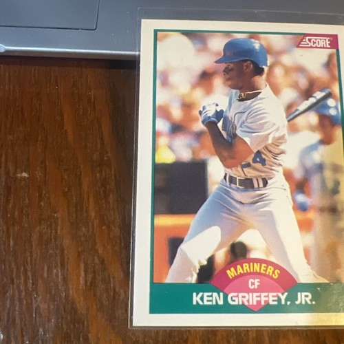 KEN GRIFFEY JR 1989 Score Rookie & Traded RC #100T Seattle Mariners NM-MT - Picture 3 of 6
