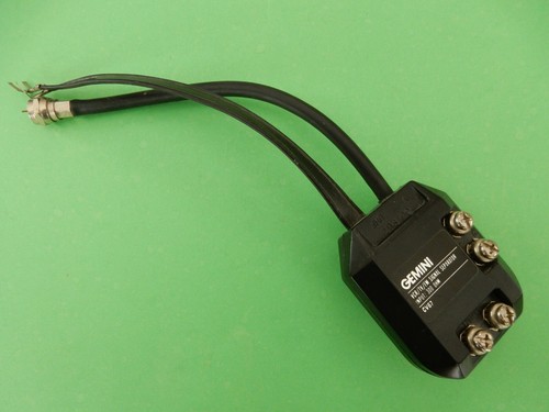 Band Separator 300 ohm Input to 75 ohm VHF & 300 Ohm UHF & FM Signal Splitter