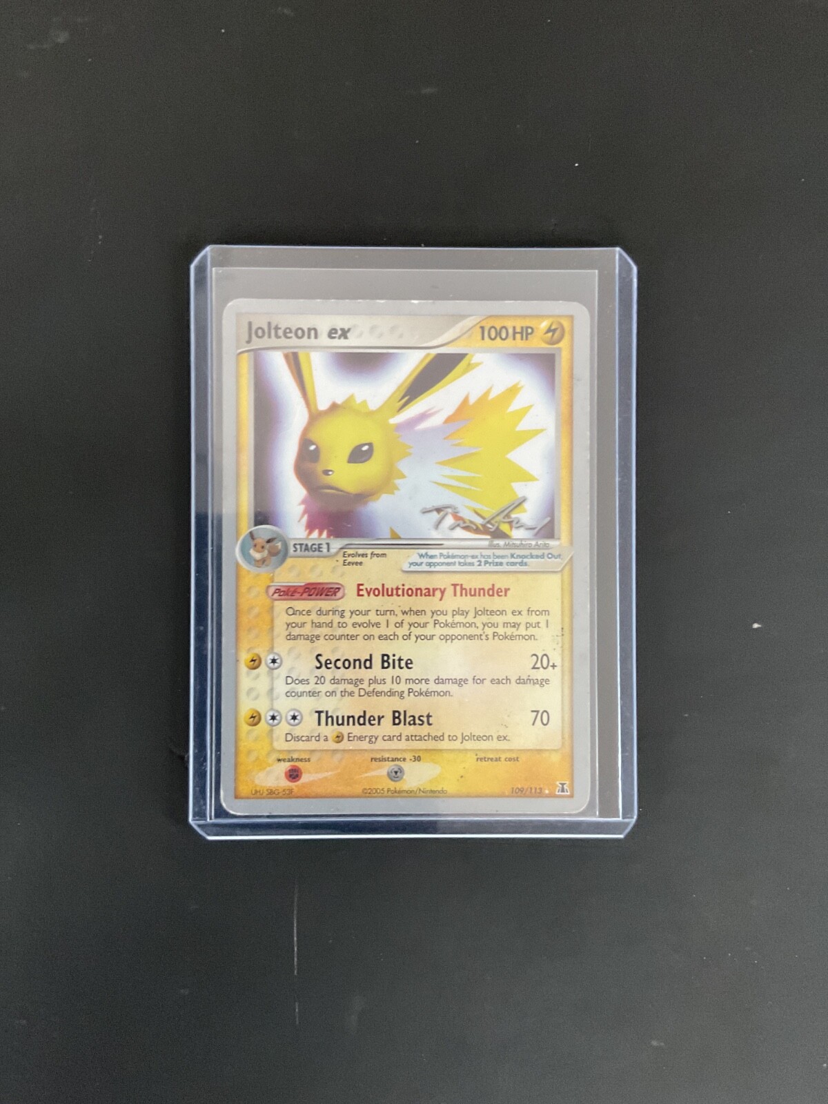 Jolteon ex 109/113 Delta Species Holo