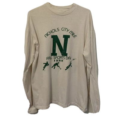 forest green graphic tee